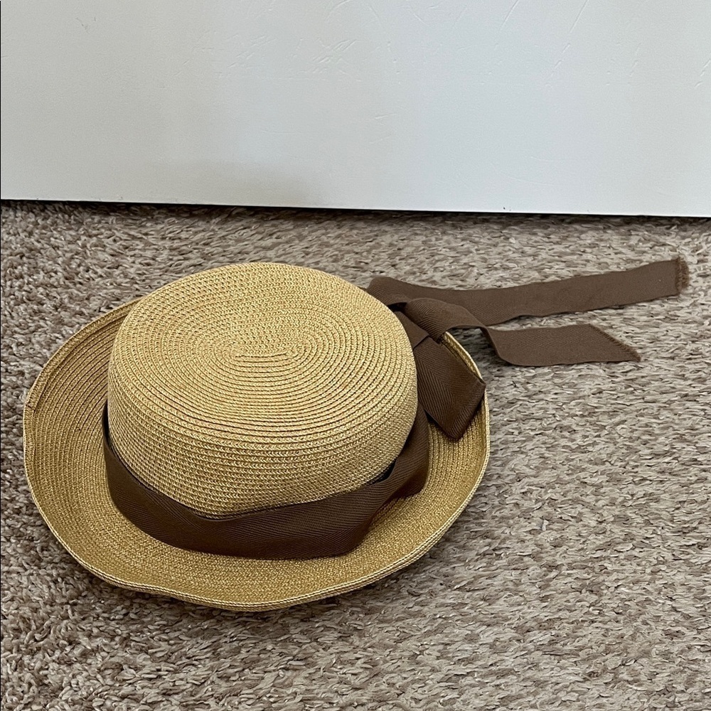 Redfish Designs Woven Paper Cotton Hat w/ Brown Fabric Bow